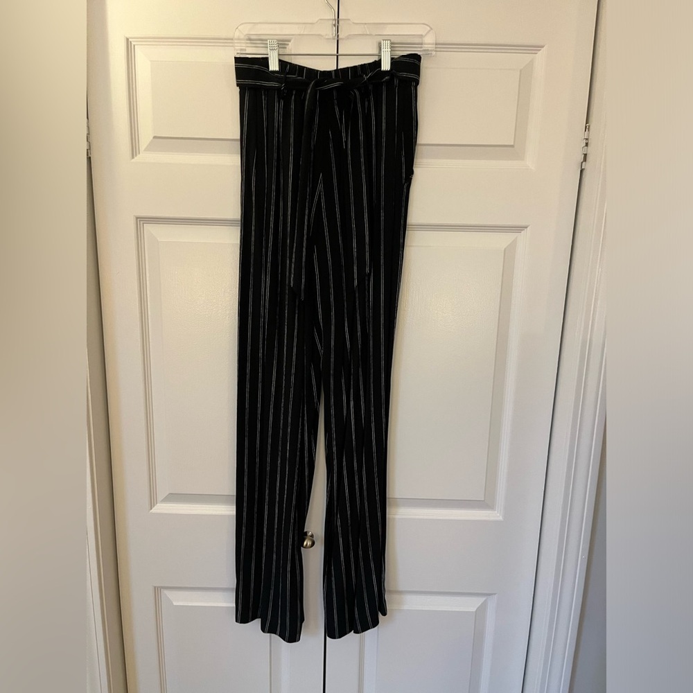 Wilfred Aritzia Babaton Wide-Legged Tie-Back Pants